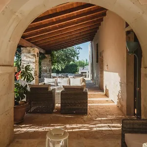 agriturismo-la-casa-di-melo.sicilyhotelsitaly.net/