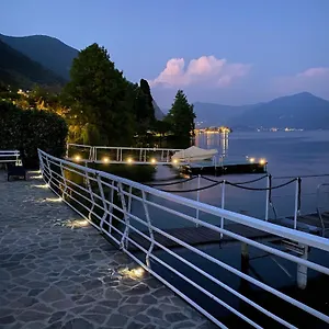 Anastasye Your Lakefront Vacation Hébergement de vacances Predore